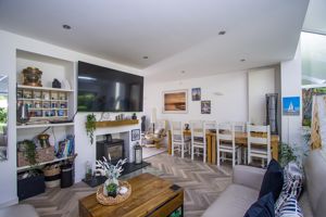 Photo 15- click for photo gallery